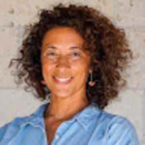 Meet your Posher, Maya